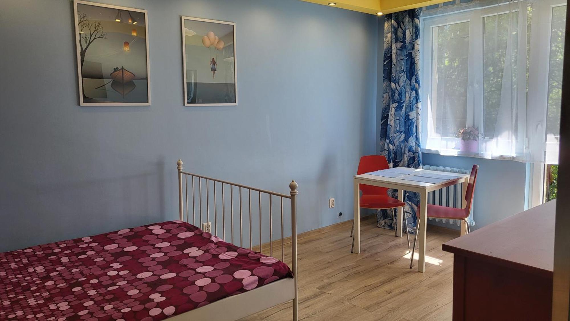 Studiospanie Studio Kapitana Z Balkonem Na Parterze Danzica Esterno foto