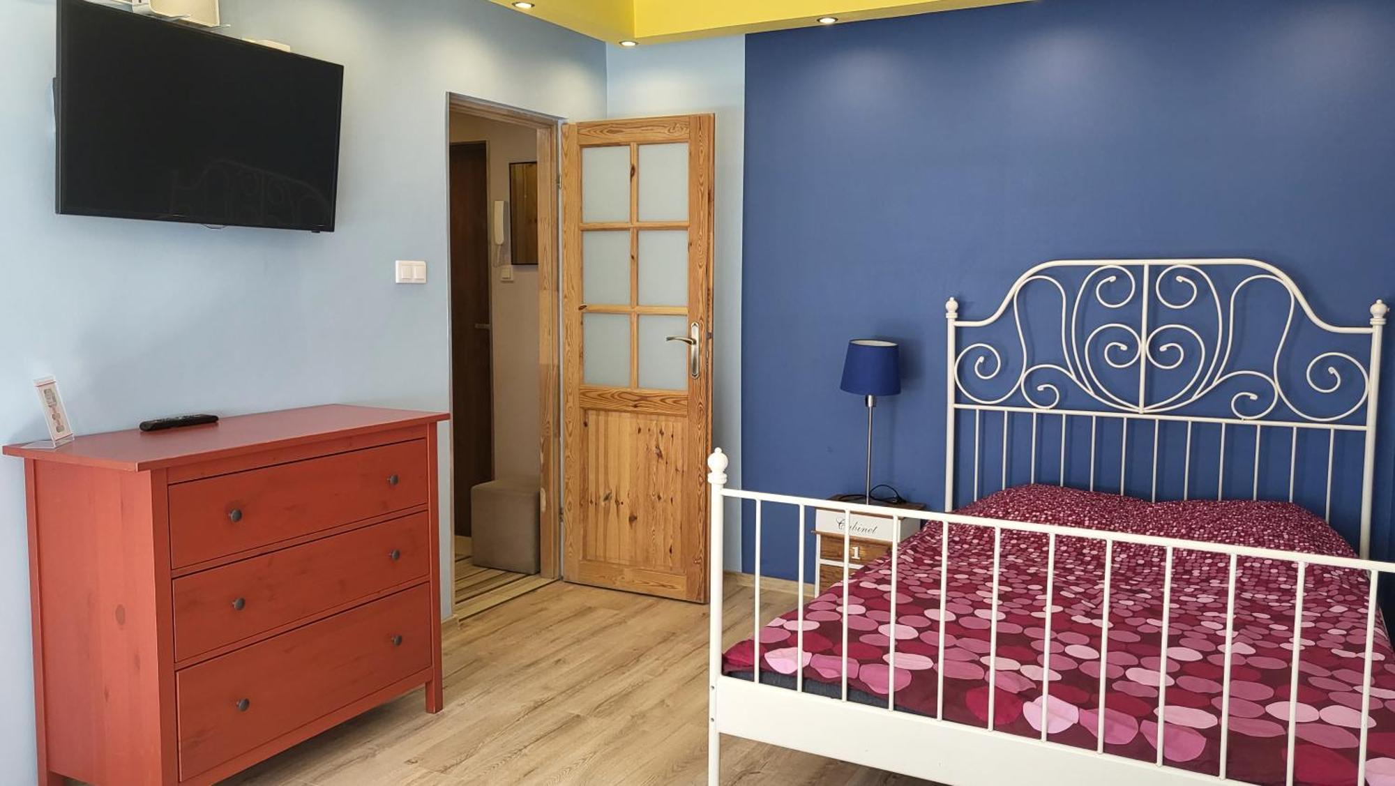 Studiospanie Studio Kapitana Z Balkonem Na Parterze Danzica Esterno foto